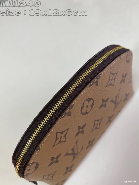 Louis Vuitton Cosmétique PM Pochette 0820